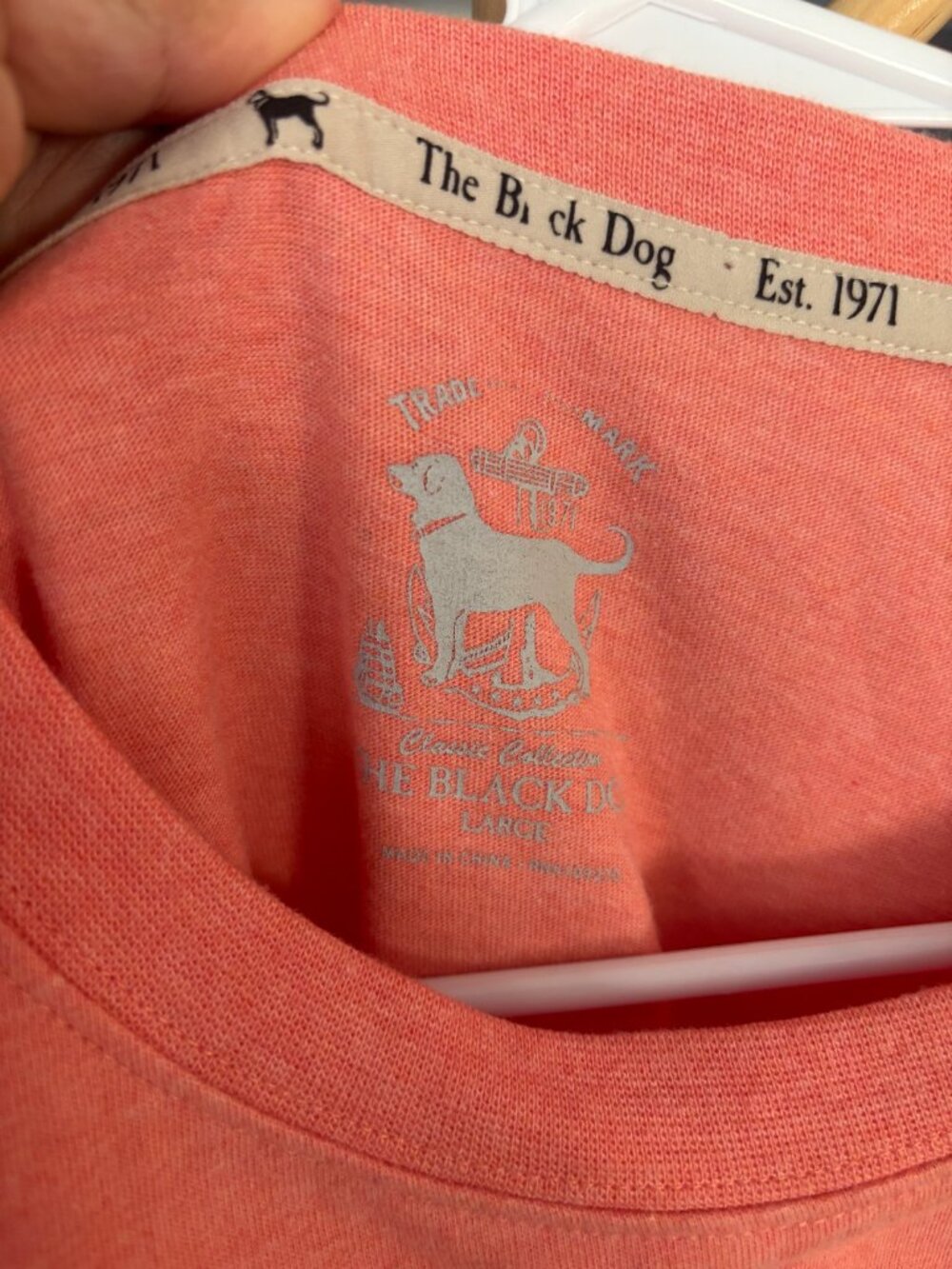 The Black Dog Long Sleeve Tee Mens Large Coral Graphic Portsmouth NH - Picture 4 of 10